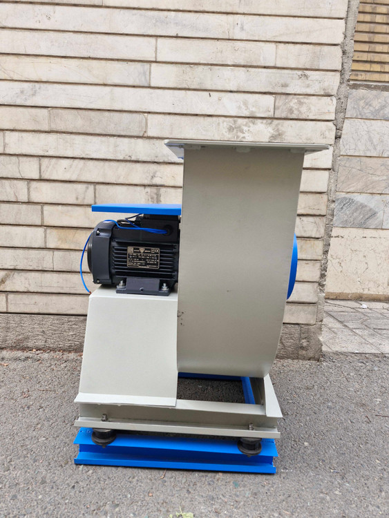 سایز پروانه ۳۰ موتورموتوژن تبریز ۳ هزار دور ورودی ۲۰